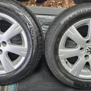 VW Polo Fox 14-inch alloy wheels and tyres - Image 3