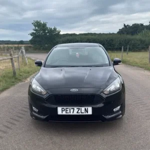 Ford Focus ST-Line 2017 Manual Hatchback - Image 4