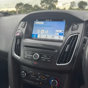 Ford Focus ST-Line 2017 Manual Hatchback - Image 6