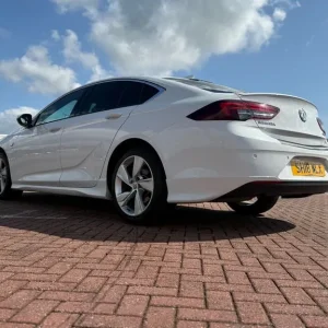 2018 Vauxhall Insignia SX Grandsport VX-Line Nav Turbo - Image 8