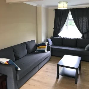 3 bed detached house with conservatory and garden - Image 4