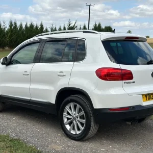 2012 VW Tiguan SE BlueTech 4Motion - Image 7