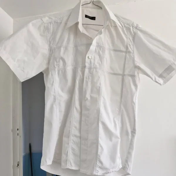 Adult Small Short Sleeve Shirt