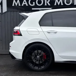 2024 Volkswagen Golf GTI Clubsport 2.0 TSI DSG - Image 6