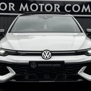 2024 Volkswagen Golf GTI Clubsport 2.0 TSI DSG - Image 7