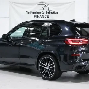 2022 BMW X5 M Sport with Sky Lounge Panoramic Roof and 22" Alloys - Image 5