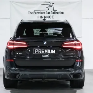 2022 BMW X5 M Sport with Sky Lounge Panoramic Roof and 22" Alloys - Image 6