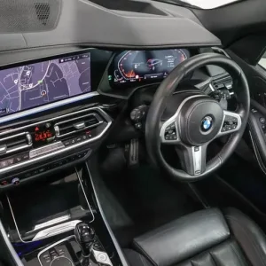 2022 BMW X5 M Sport with Sky Lounge Panoramic Roof and 22" Alloys - Image 8