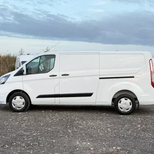 2021 Ford Transit Custom 2.0 EcoBlue Trend Panel Van - Image 5