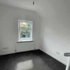 3 bedroom flat in Queen Street, Haslington, Winterley - Image 3