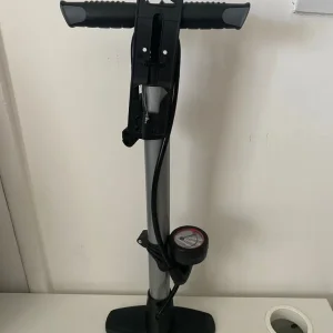 Upright Bike Pump - Image 2