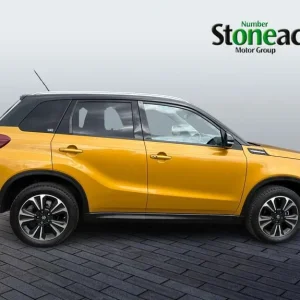 2022 Suzuki Vitara SZ5 1.5L Hybrid SUV - Image 8