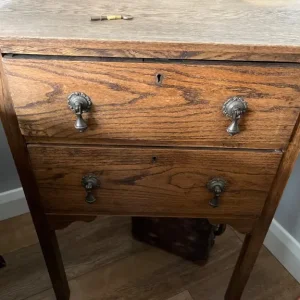 chest of drawers with wheels