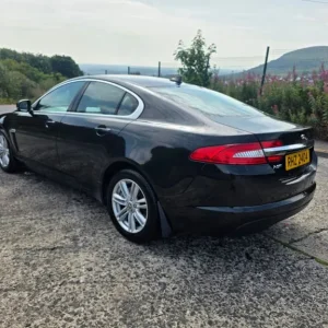 2013 jaguar xf luxury automatic 2.2 turbo diesel - Image 3