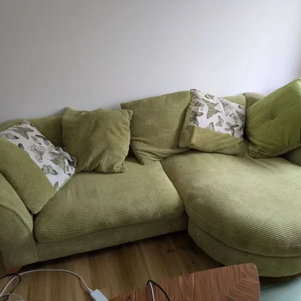 4-seat couch