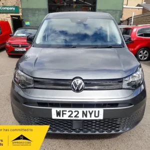 Volkswagen Caddy Maxi 2.0 TDI Auto with Wheelchair Access and Rear Ramp - Image 2