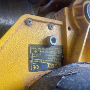 Dewalt table power saw 115V - Image 2