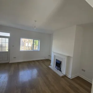 3 Bed House DL14 Aberaeron Near Train Station | COMPANY LET ALLOWED