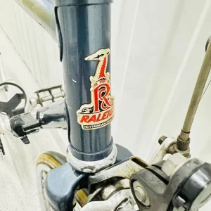 8H Fully Serviced RALEIGH Road Bike 10 Speed 700c Wheels Excellent Condition - Image 4