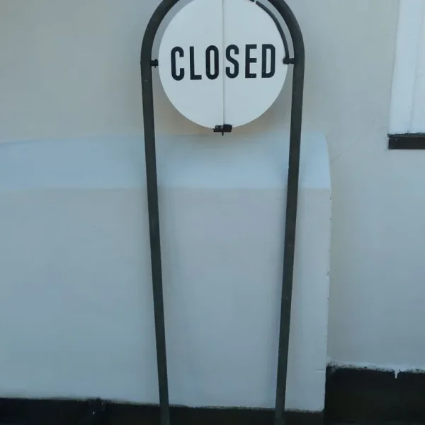 Outdoor business sign