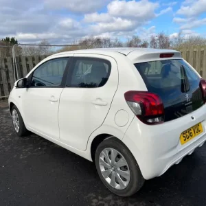 Peugeot 108 1.0L 5-door hatchback 2016 manual - Image 3