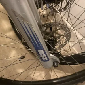 ladies specialized hard rock sport bike in blue - Image 5