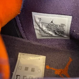 Nike Air Jordan 4 Canyon size 4.5 - Image 7