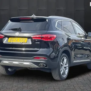 2023 MG HS 1.5 Exclusive 5-door hatchback manual - Image 2