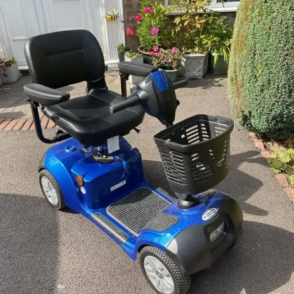 Neo Mobility Scooter – Fresh Batteries, Great Condition