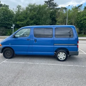 Toyota HIACE Panel Van 2002 Manual 2494cc - Image 8
