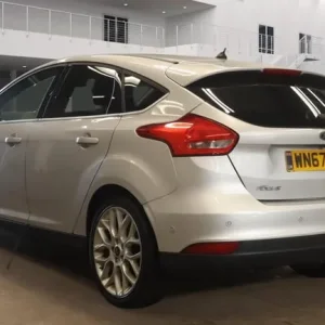 2017 Ford Focus 1.0T EcoBoost Titanium X Euro 6 5-door hatchback petrol manual - Image 2