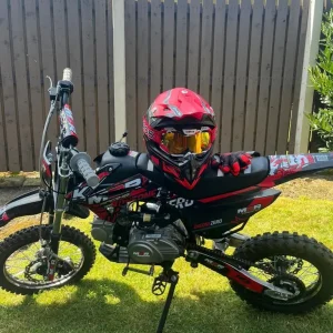 Pit bike