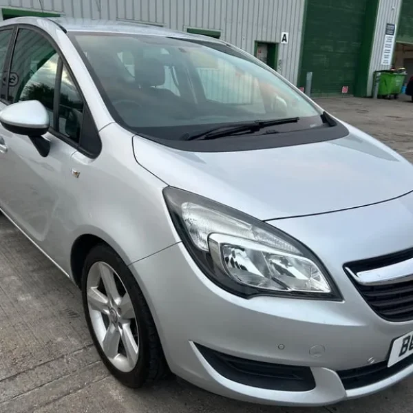 2015 Vauxhall Meriva 1.4i Exclusiv Euro 6 5dr MPV Petrol Manual