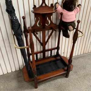 MAHOGANY AND BRASS MOUNTED STICK STAND, CIRCA 1890 - Image 4
