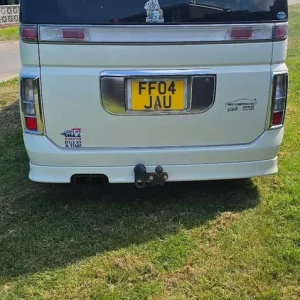 Nissan Elgrand 7 Seater Automatic - Image 4