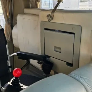 Nissan Elgrand 7 Seater Automatic - Image 7