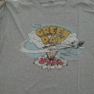 Green Day Dookie T-Shirt (with free Green Day CD) - Image 2