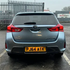 2014 Toyota Auris 1.8 VVT-h Excel Hatchback - Image 6