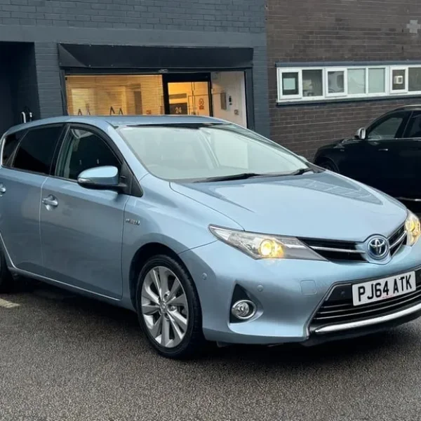 2014 Toyota Auris 1.8 VVT-h Excel Hatchback