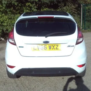 2016 Ford Fiesta 1.0 EcoBoost Zetec White 5-door Hatchback - Image 6