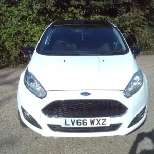 2016 Ford Fiesta 1.0 EcoBoost Zetec White 5-door Hatchback - Image 8