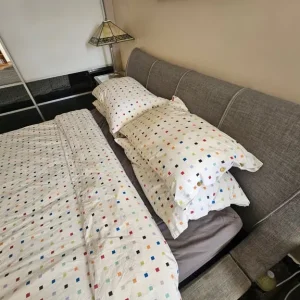 King size bed - Image 3