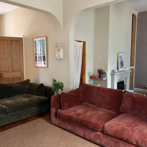 4 seater sofa : Barker and Stonehouse - Image 4