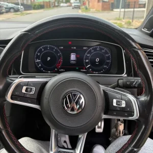 Volkswagen Golf GTI 2017, 1984cc, 5-door, semi-auto - Image 8