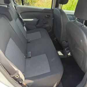 2015 Dacia Sandero Hatchback Manual - Image 7