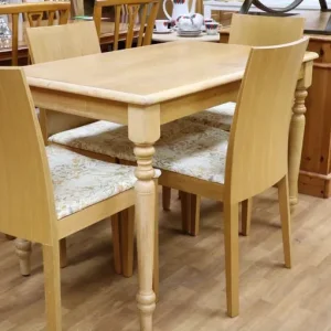 4x Oak Veneer Dining Chairs & Table - Image 7