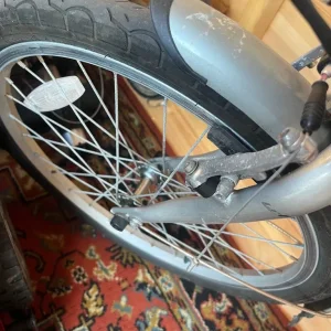 Vintage Land Rover Shopper Foldable Bike - Image 3