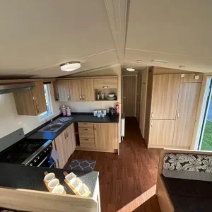 Swift Burgundy Static Caravan 37x12ft with 2 Bedrooms - Image 8