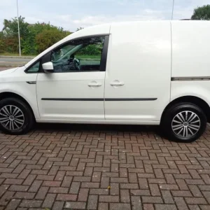 2019 Volkswagen Caddy 2.0 TDI BlueMotion Trendline Panel Van - Image 5