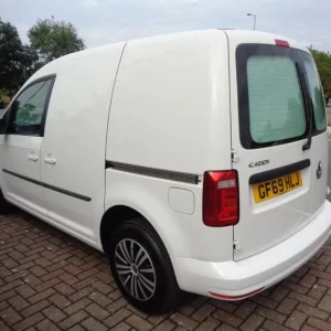 2019 Volkswagen Caddy 2.0 TDI BlueMotion Trendline Panel Van - Image 6